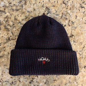 Noah - core logo beanie